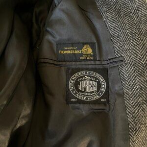 J. Press 100% Pure Wool Men’s Blazer – Size M